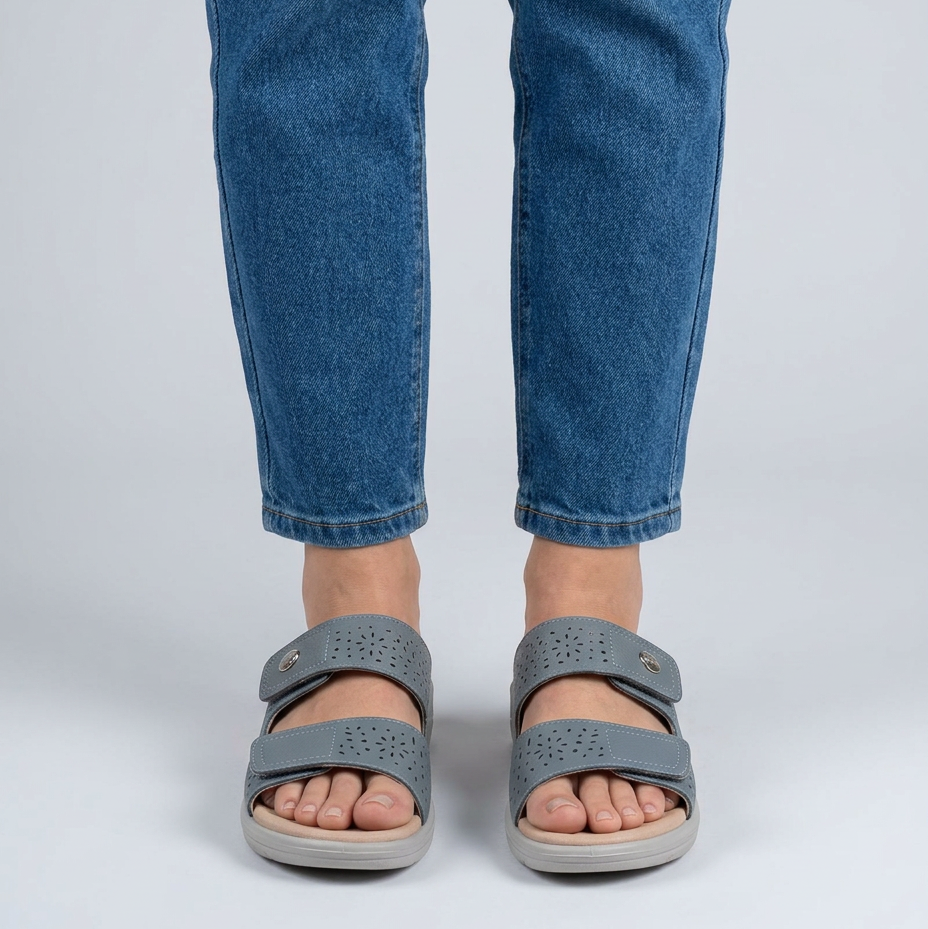 Licia - Comfortable Women's Slippers