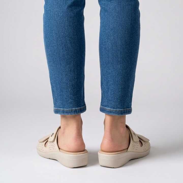 Licia - Comfortable Women's Slippers