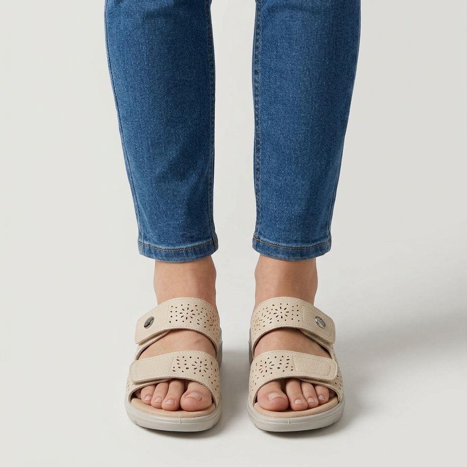 Licia - Comfortable Women's Slippers