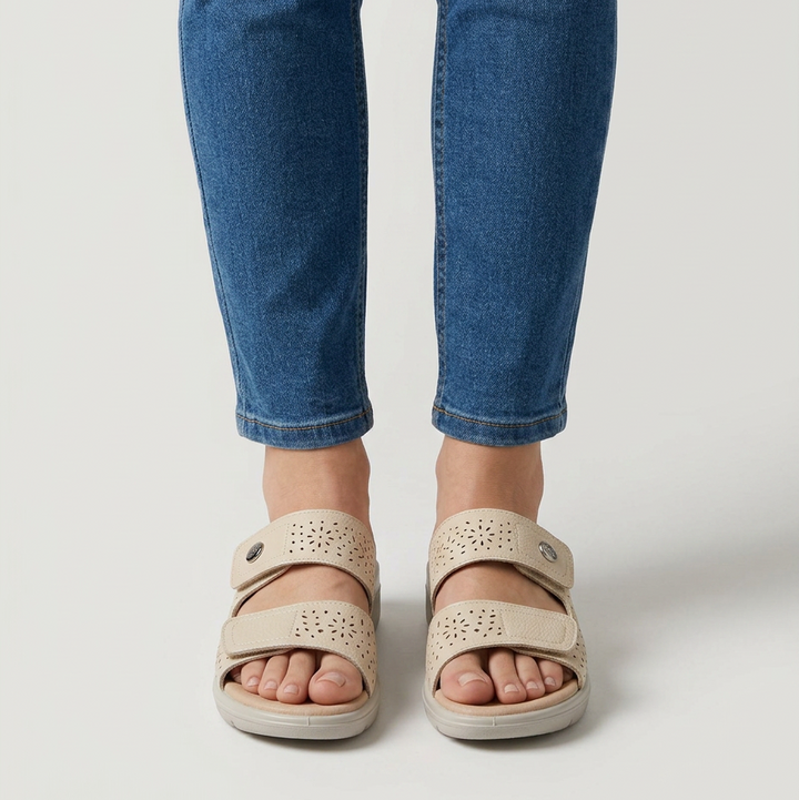 Licia - Comfortable Women's Slippers
