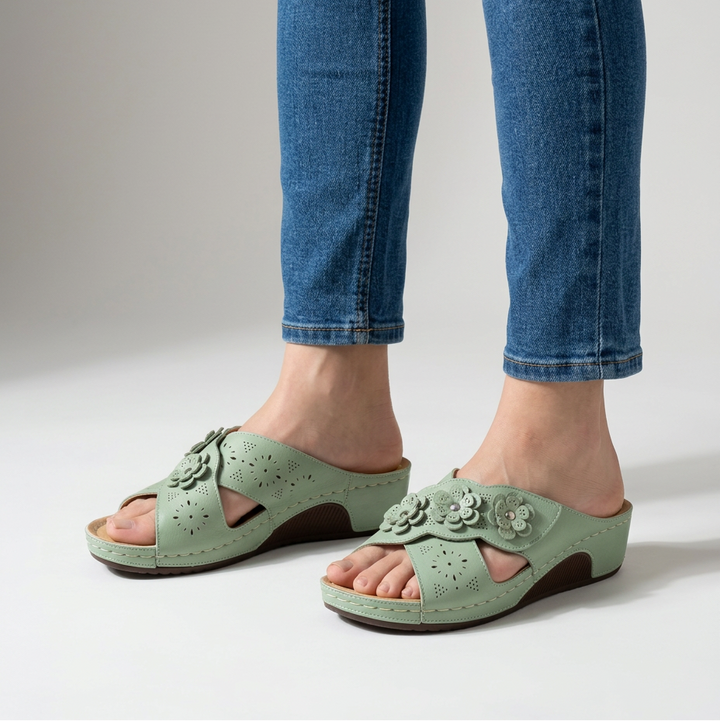 Ginevra - Comfortable Women's Slippers