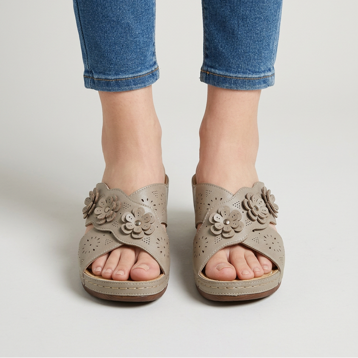 Ginevra - Comfortable Women's Slippers