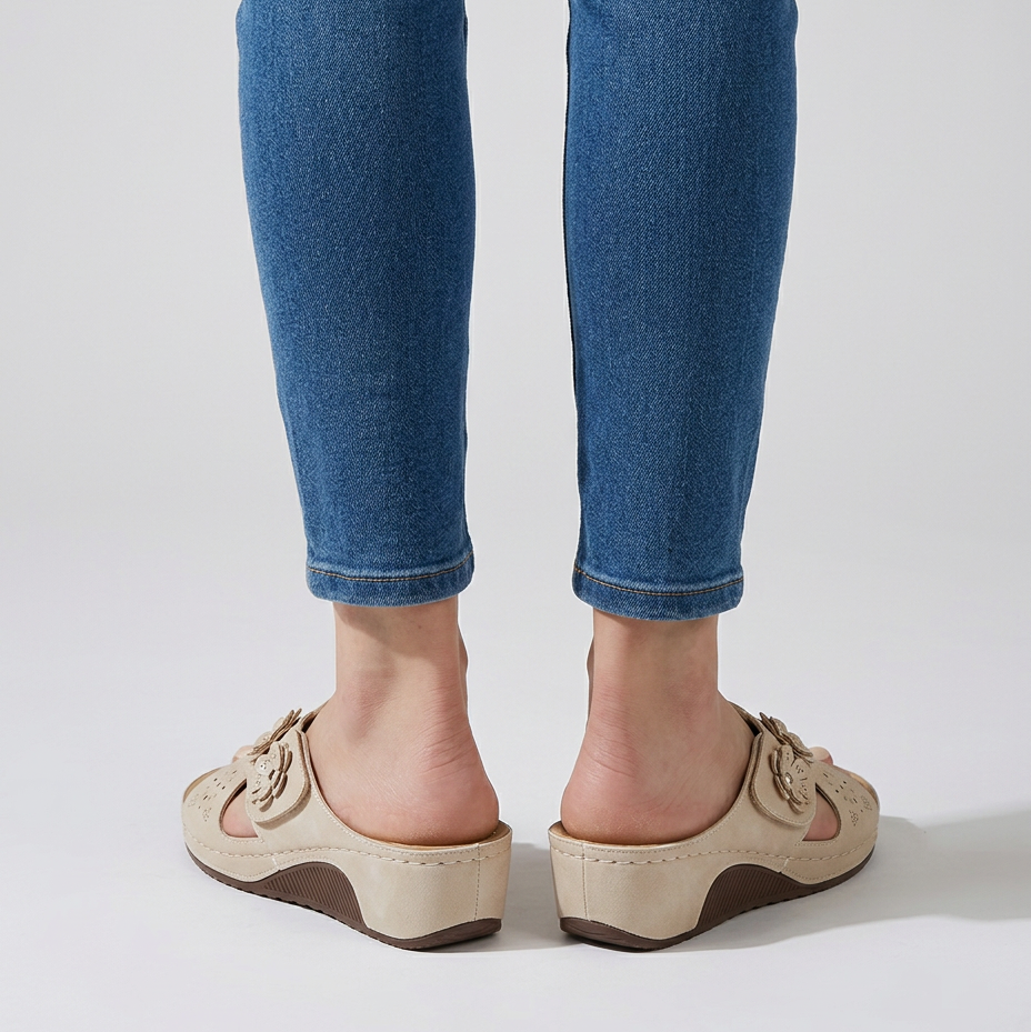 Ginevra - Comfortable Women's Slippers