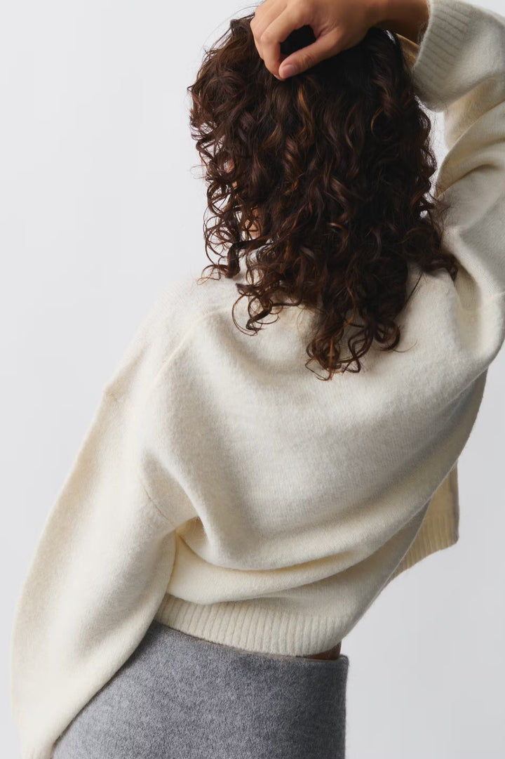 Women’s Soft Knit Oversized Sweater