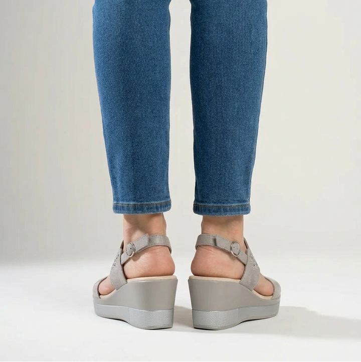Rachele - Comfortable women's wedge sandal
