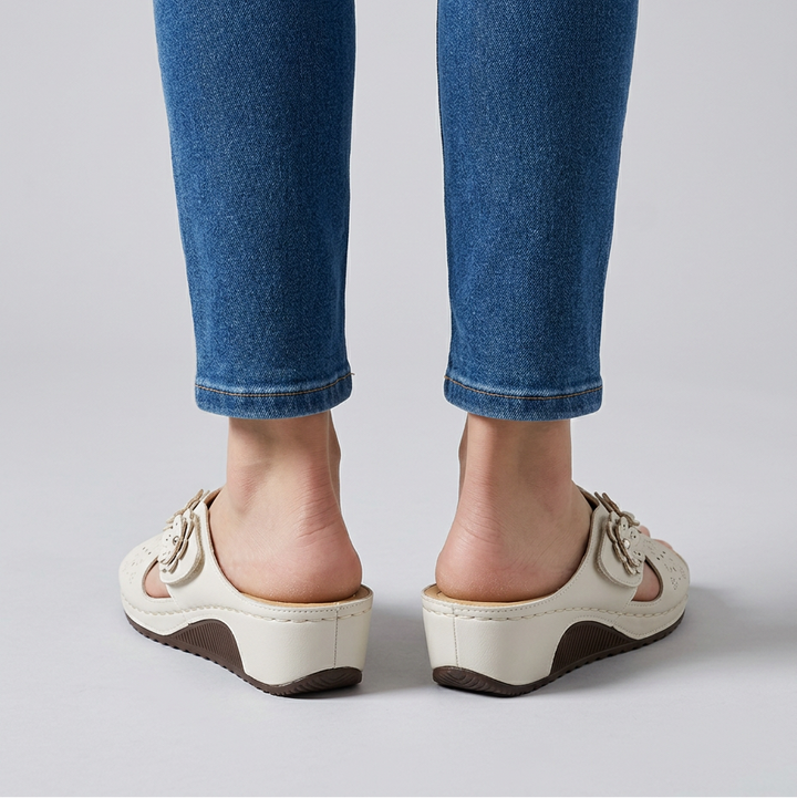Ginevra - Comfortable Women's Slippers