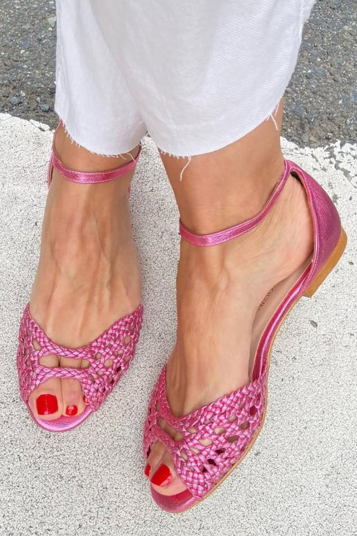 Isadora | Woven Golden Sandals