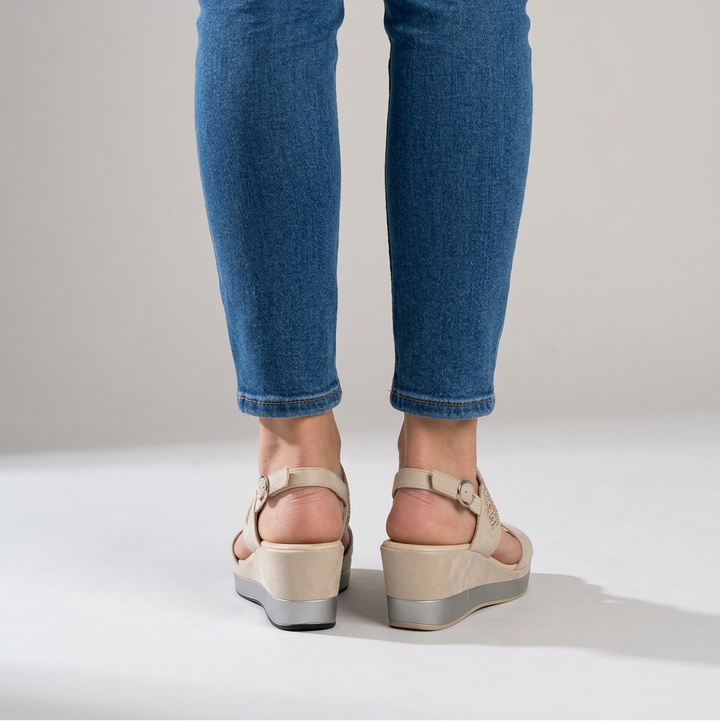 Rachele - Comfortable women's wedge sandal