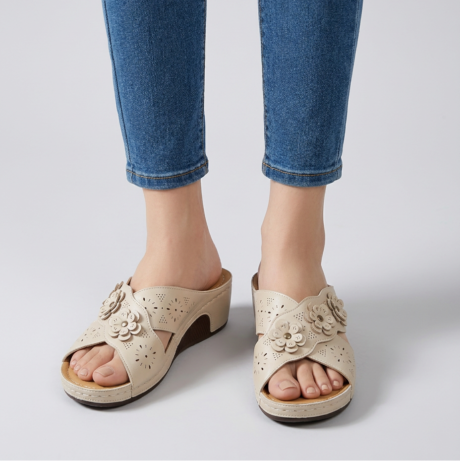 Ginevra - Comfortable Women's Slippers