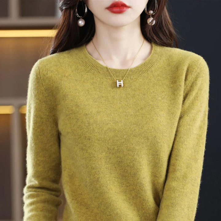 Women's Classic Crew Neck Soft Knit Sweater