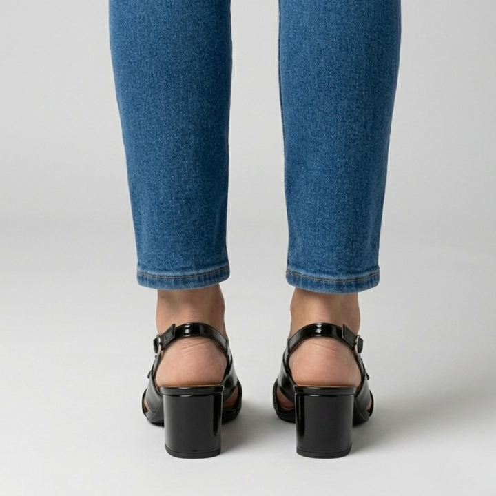 Laia - Comfortable Women's Sandal with Heel