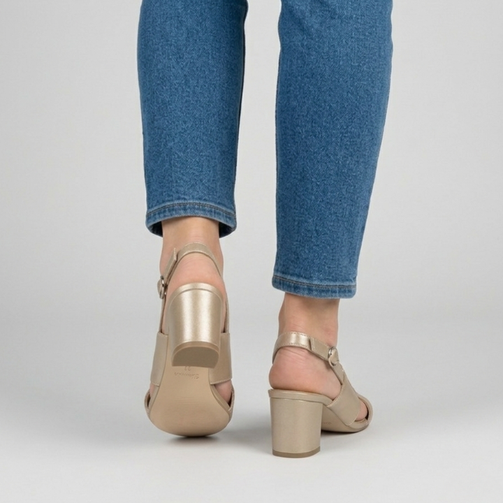 Laia - Comfortable Women's Sandal with Heel