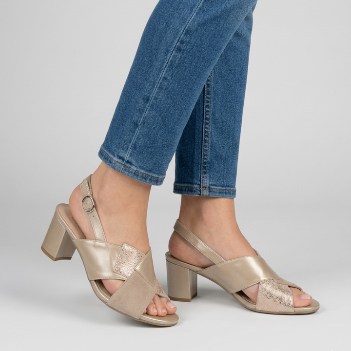 Laia - Comfortable Women's Sandal with Heel