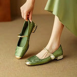 Naila Pumps