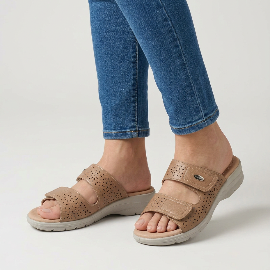 Licia - Comfortable Women's Slippers