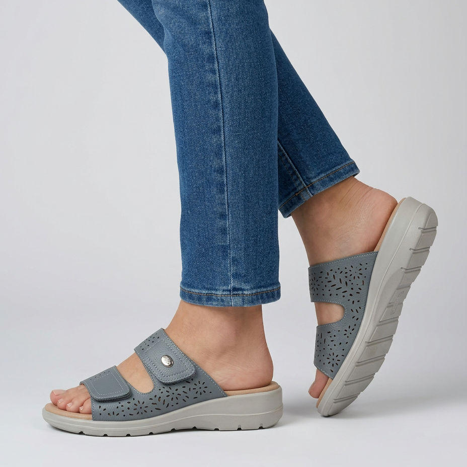 Licia - Comfortable Women's Slippers