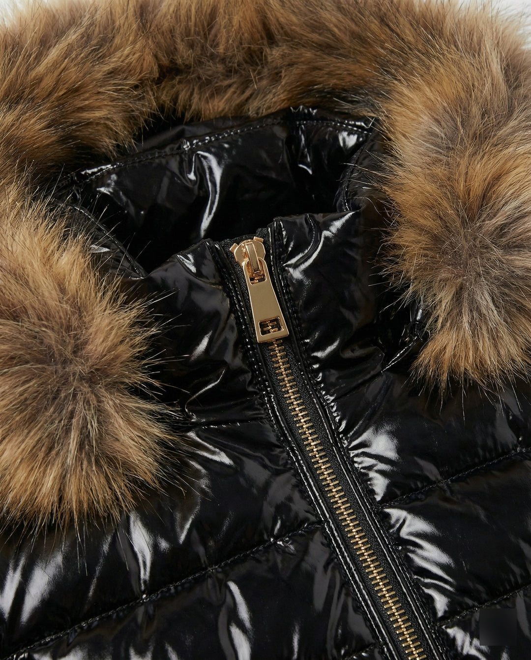 Women's Hooded Puffer Jacket with Faux Fur Trim