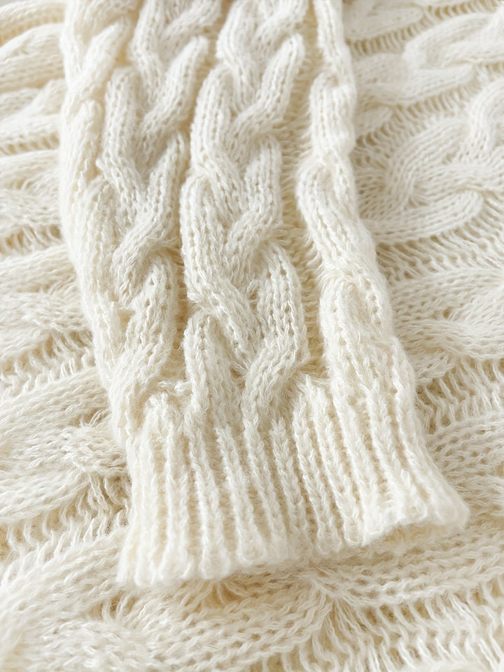 Women's Cable-Knit V-Neck Relaxed Sweater