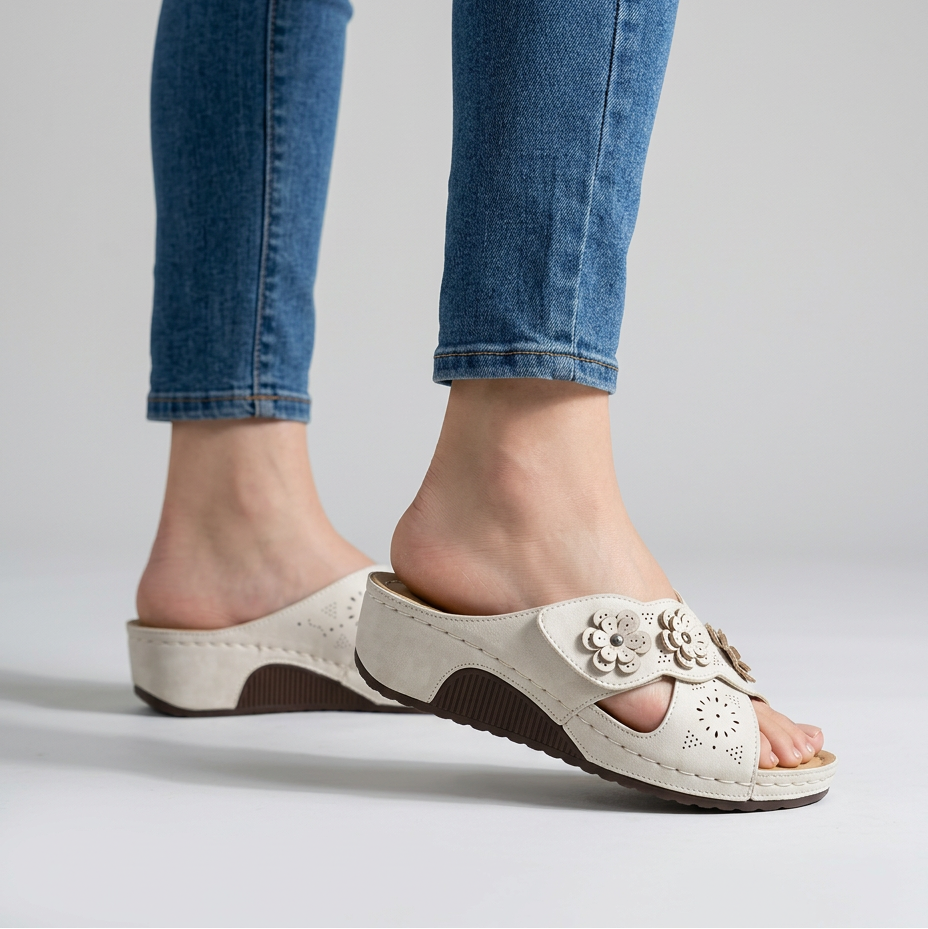 Ginevra - Comfortable Women's Slippers