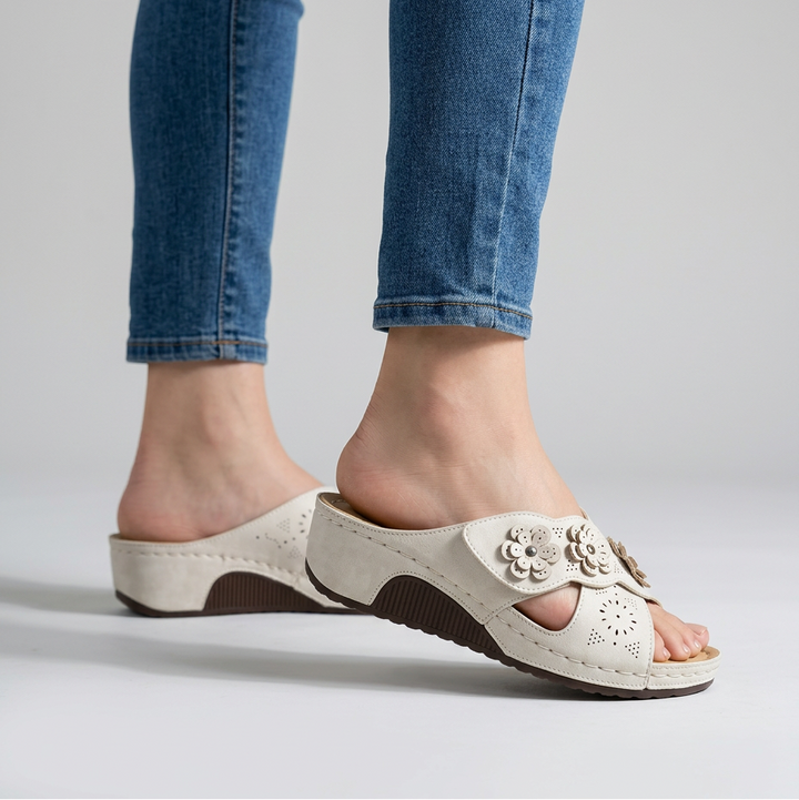 Ginevra - Comfortable Women's Slippers