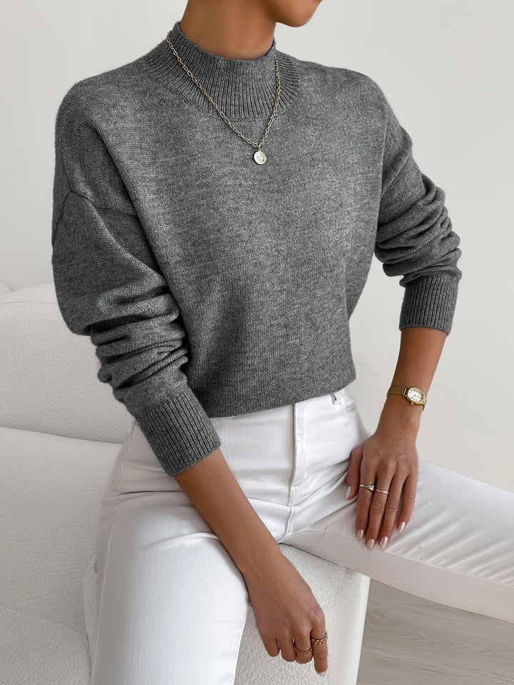 Women’s Minimalist Crew Neck Sweater Relaxed Knit Pullover