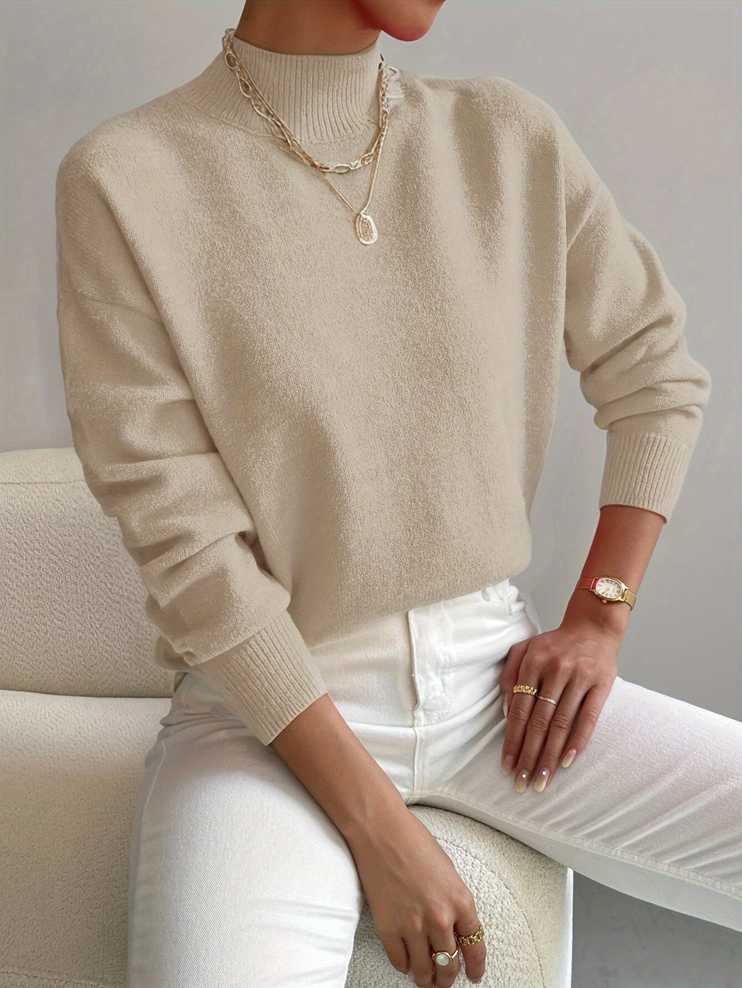 Women’s Minimalist Crew Neck Sweater Relaxed Knit Pullover