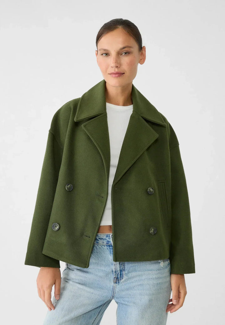 Women’s Cropped Double Breasted Jacket with Wide Lapel Collar
